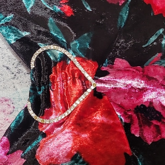 Madden Floral Velvet Crop Top Size XS Long Sleeve Rhinestone Sweetheart Coquette - Picture 4 of 12